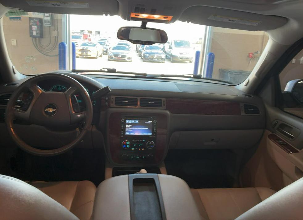 2013 Chevrolet Tahoe Image 11
