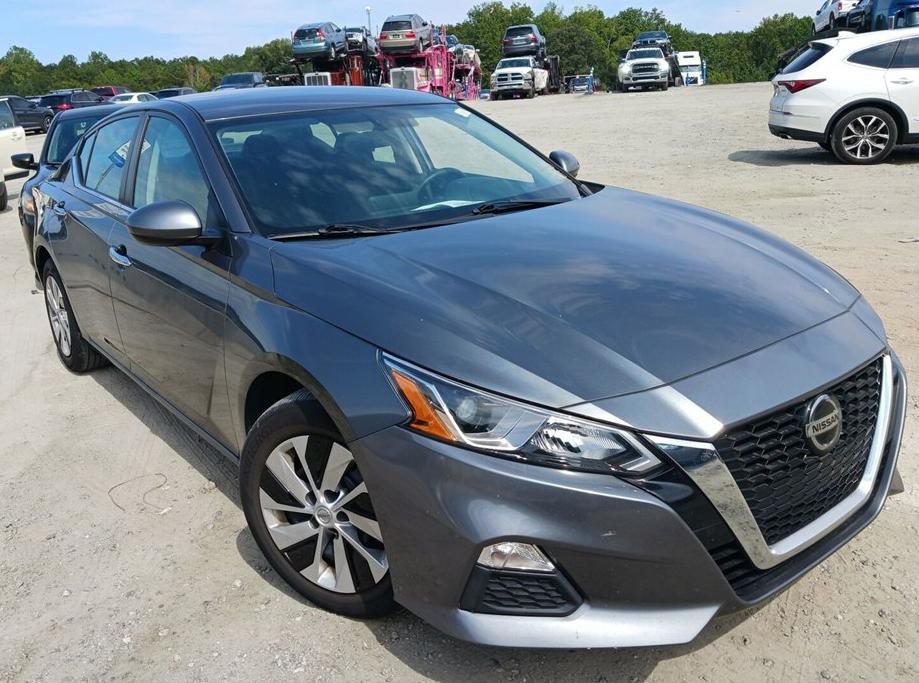 2020 Nissan Altima Image 1