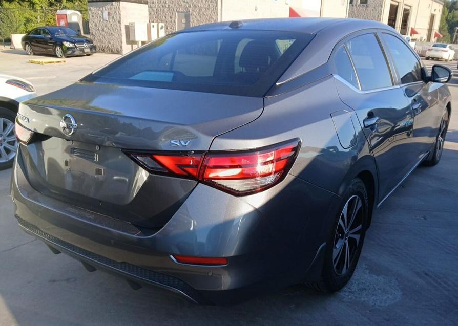 2021 Nissan Sentra Image 2