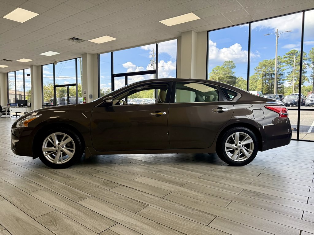 2013 Nissan Altima Image 4