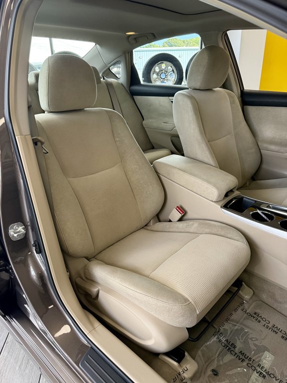 2013 Nissan Altima Image 16