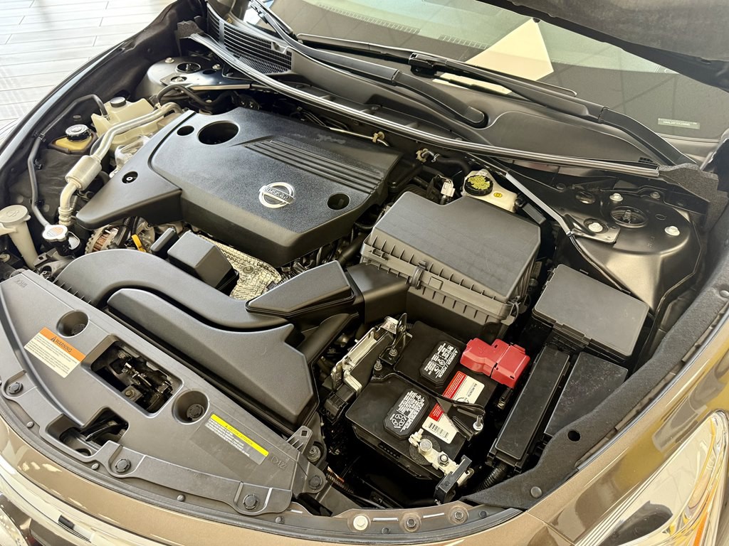 2013 Nissan Altima Image 18