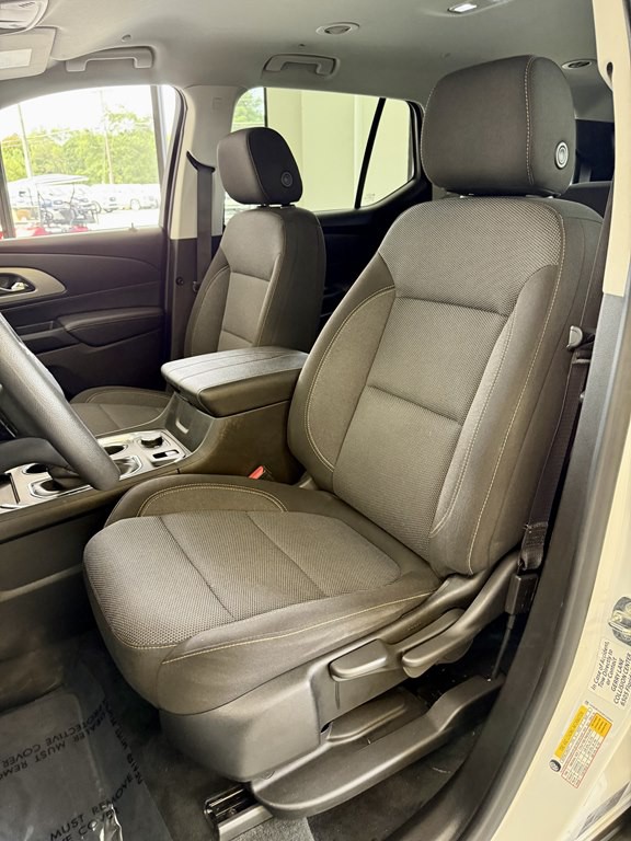 2021 Chevrolet Traverse Image 14