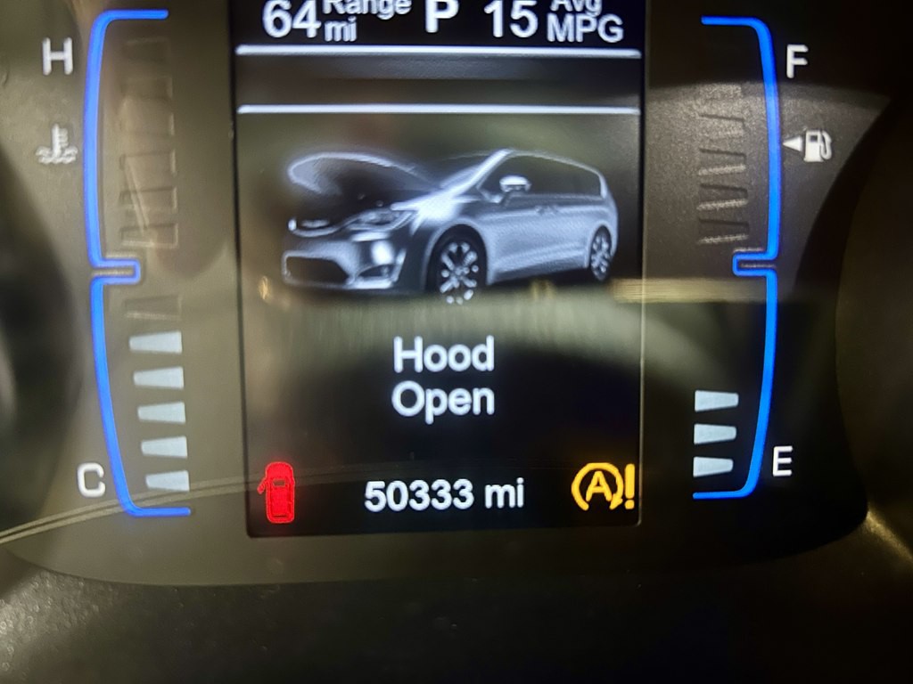 2017 Chrysler Pacifica Image 21