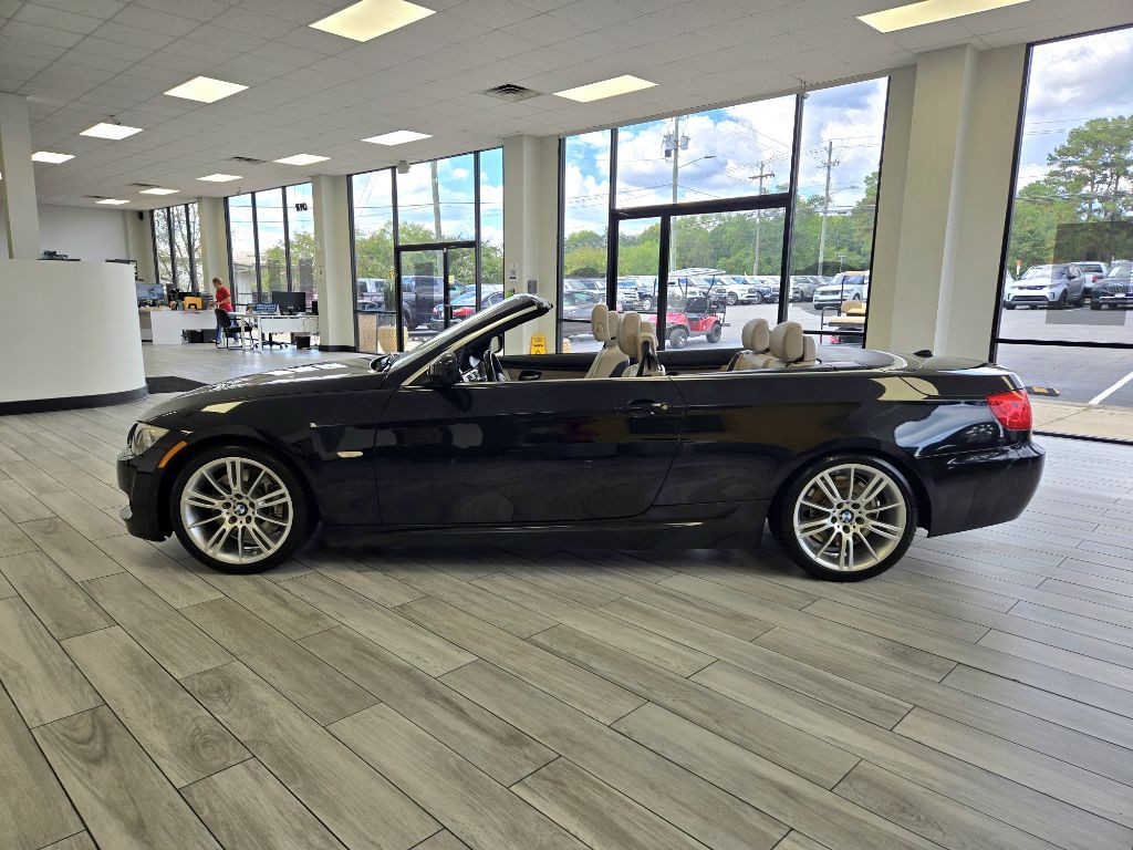 2013 BMW 3 Series Image 4