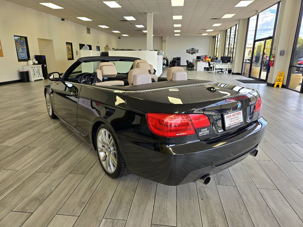 2013 BMW 3 Series Image 6