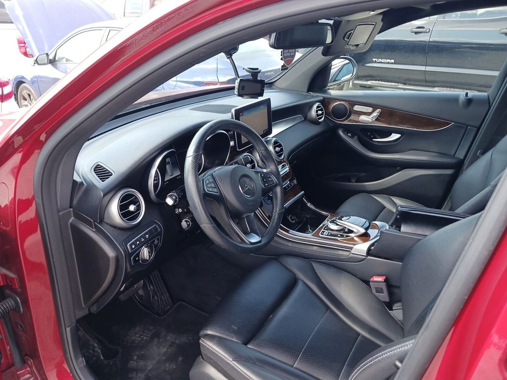 2019 Mercedes-Benz GLC-Class Image 5