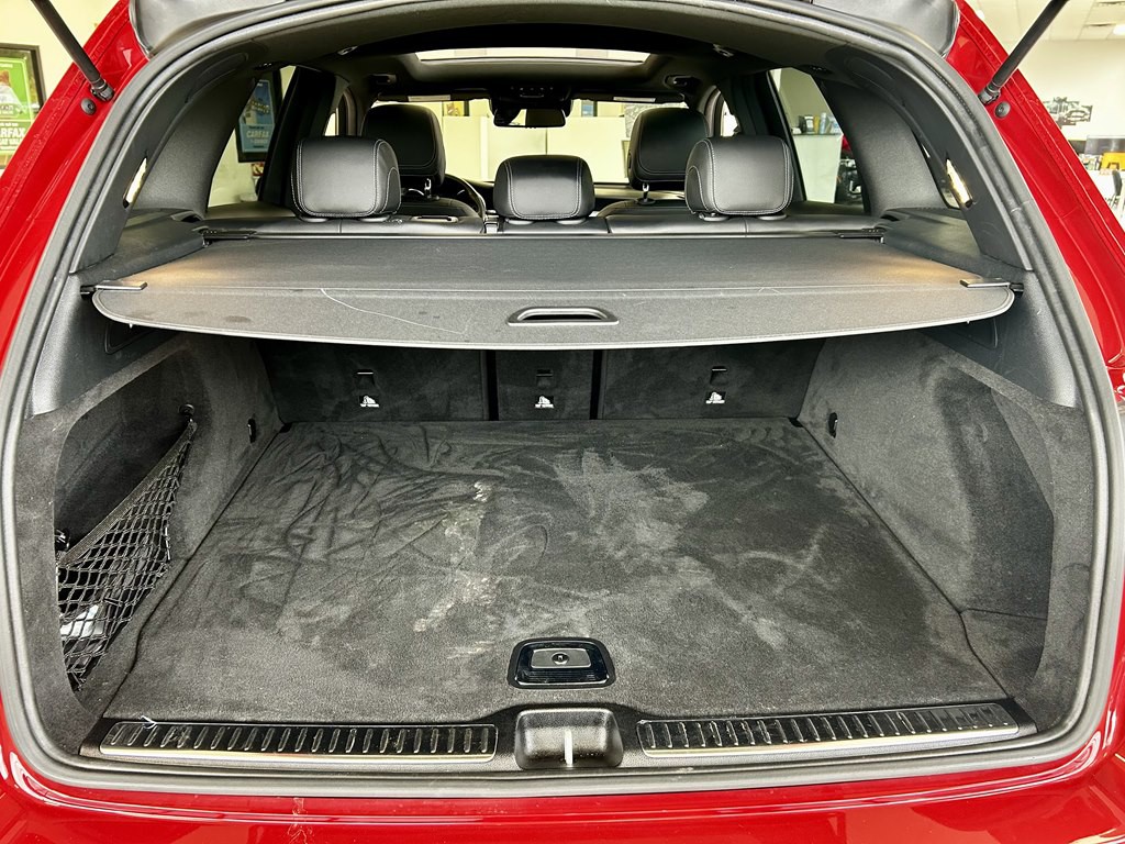 2019 Mercedes-Benz GLC-Class Image 9