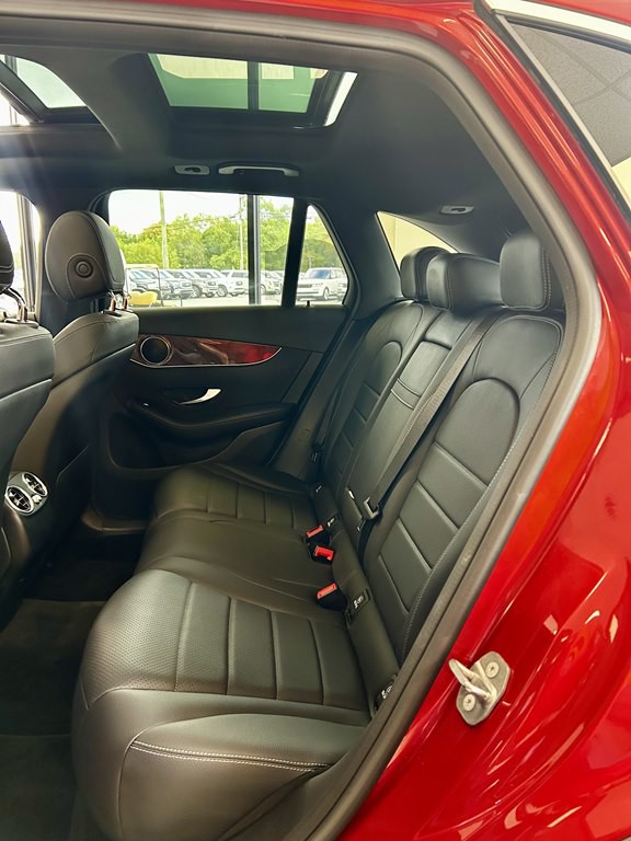 2019 Mercedes-Benz GLC-Class Image 17