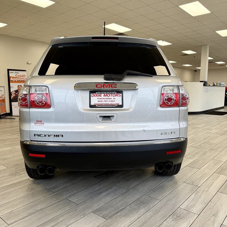 2012 GMC Acadia Image 8