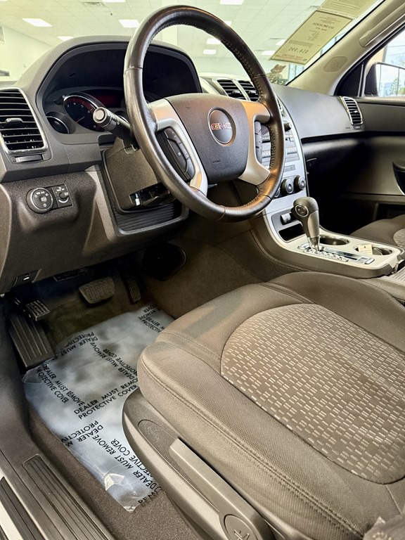 2012 GMC Acadia Image 12