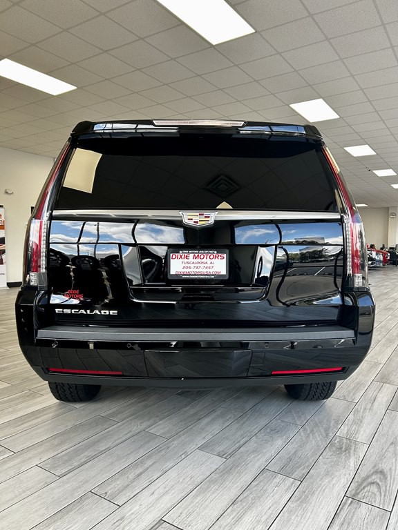 2018 Cadillac Escalade Image 8