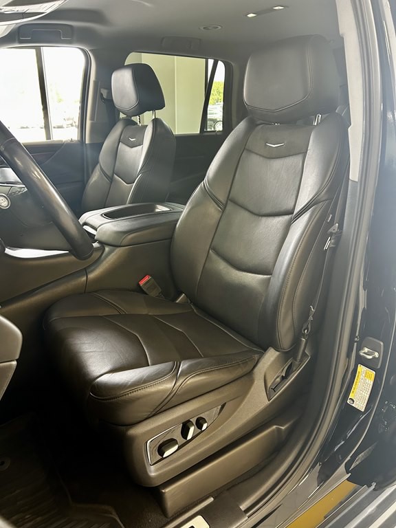 2018 Cadillac Escalade Image 14