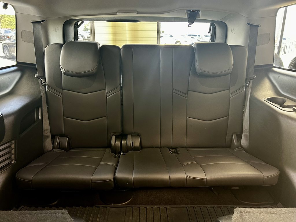 2018 Cadillac Escalade Image 18