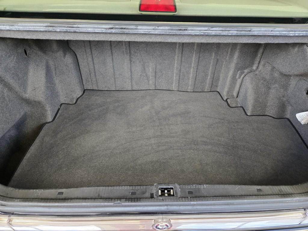 1996 Mercedes-Benz S-Class Image 9