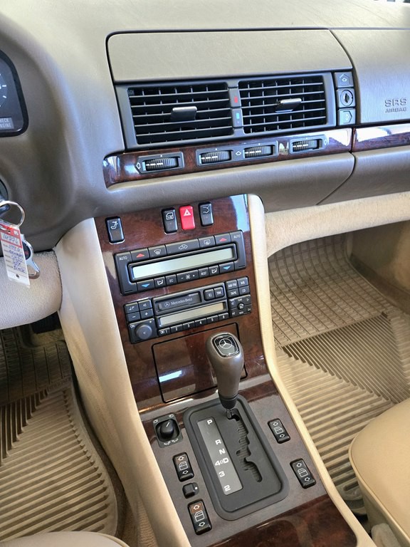 1996 Mercedes-Benz S-Class Image 11