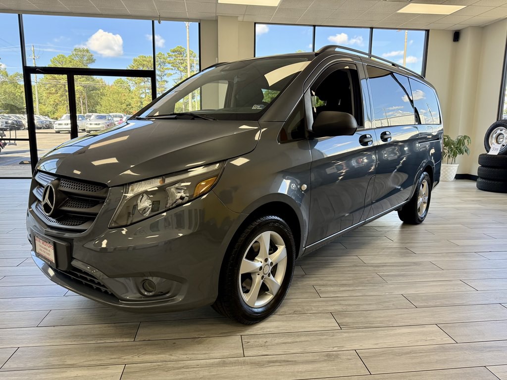 2016 Mercedes-Benz Metris Image 3
