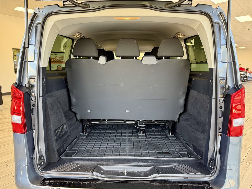 2016 Mercedes-Benz Metris Image 9