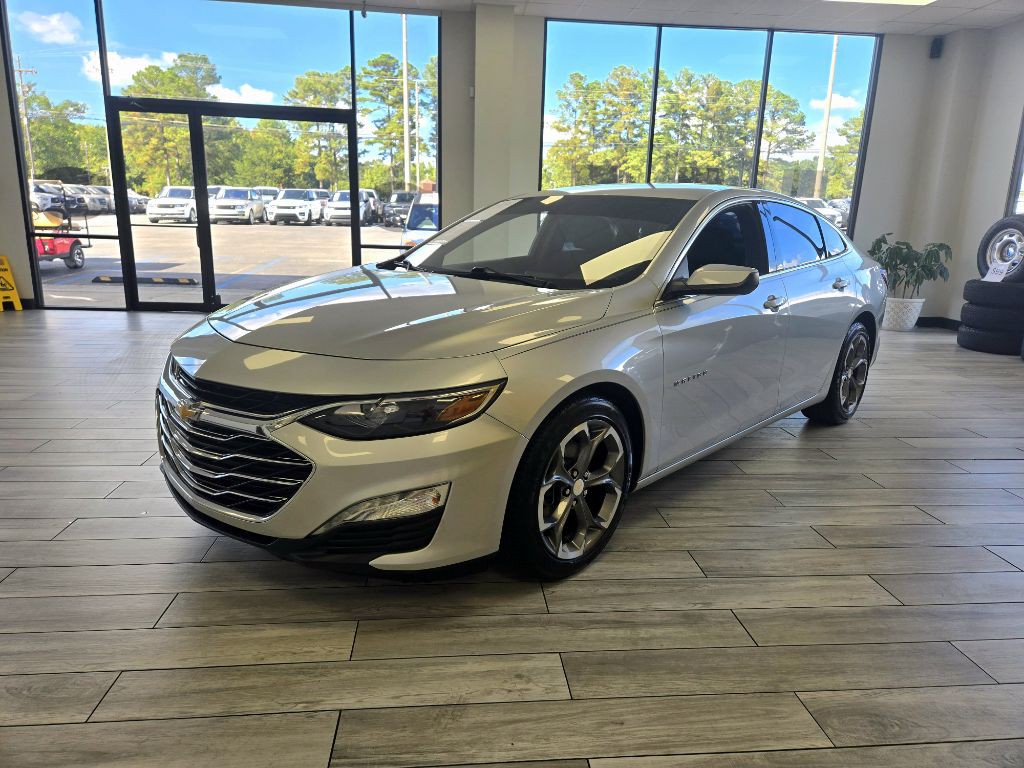 2020 Chevrolet Malibu Image 3
