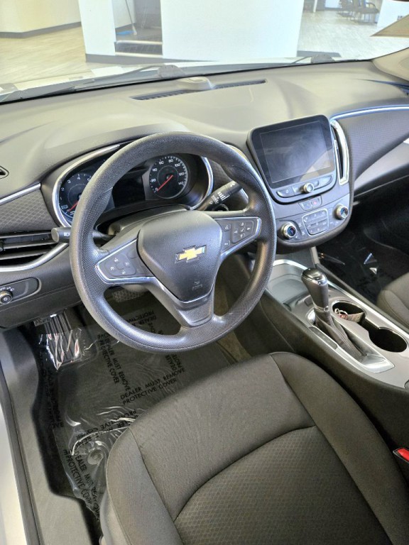 2020 Chevrolet Malibu Image 12
