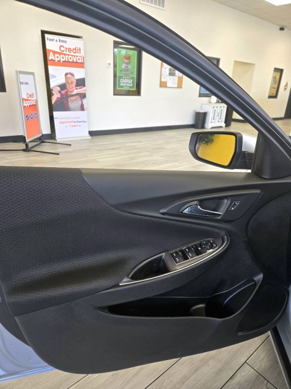 2020 Chevrolet Malibu Image 14