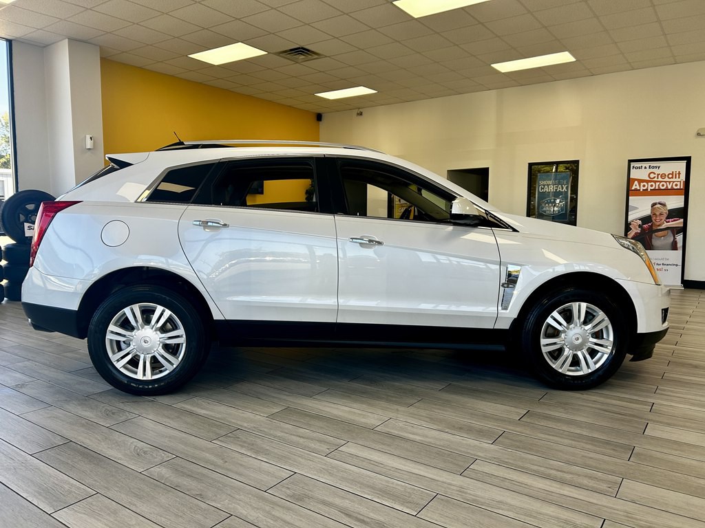 2010 Cadillac SRX Image 4