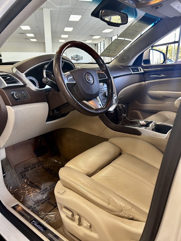 2010 Cadillac SRX Image 13