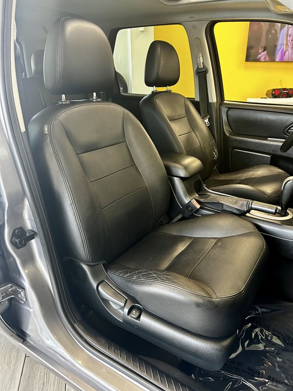 2007 Ford Escape Image 15