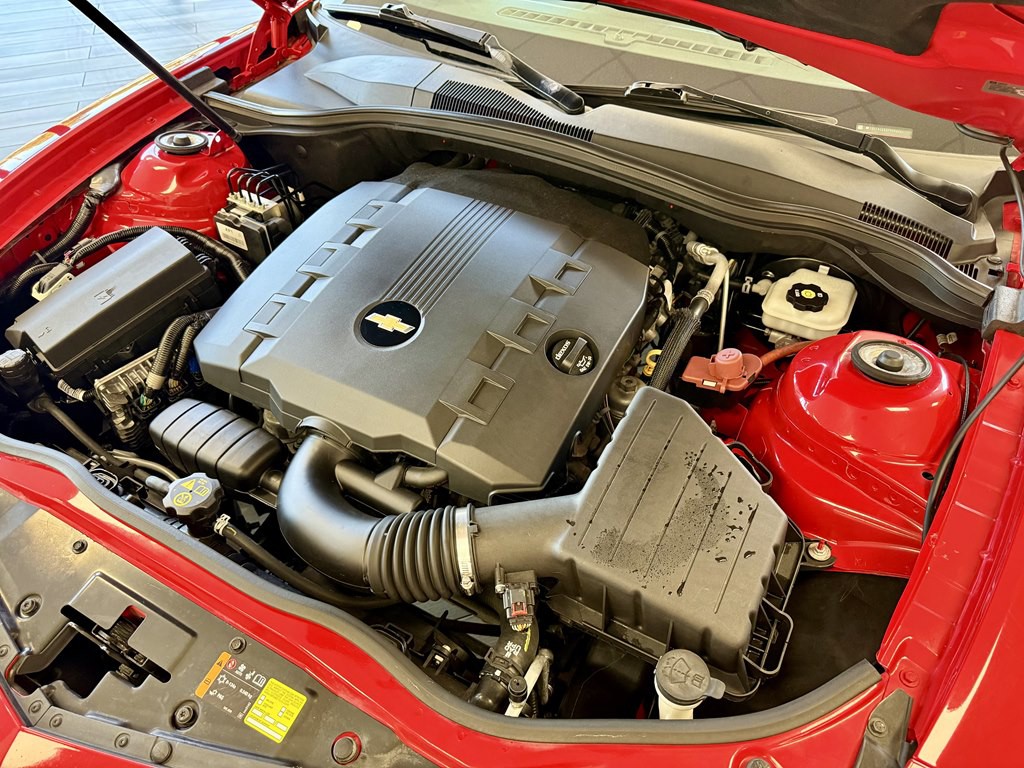 2015 Chevrolet Camaro Image 17