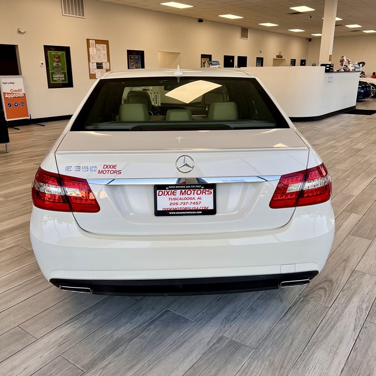 2011 Mercedes-Benz E-Class Image 8