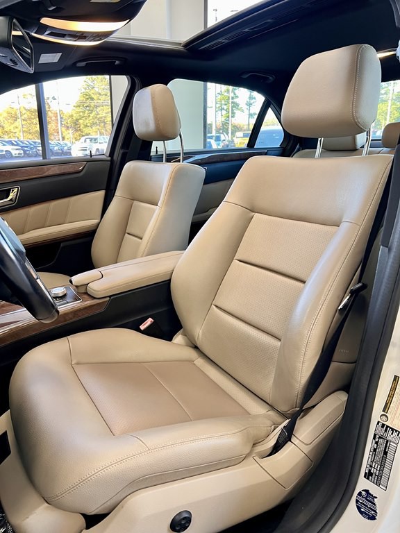 2011 Mercedes-Benz E-Class Image 13