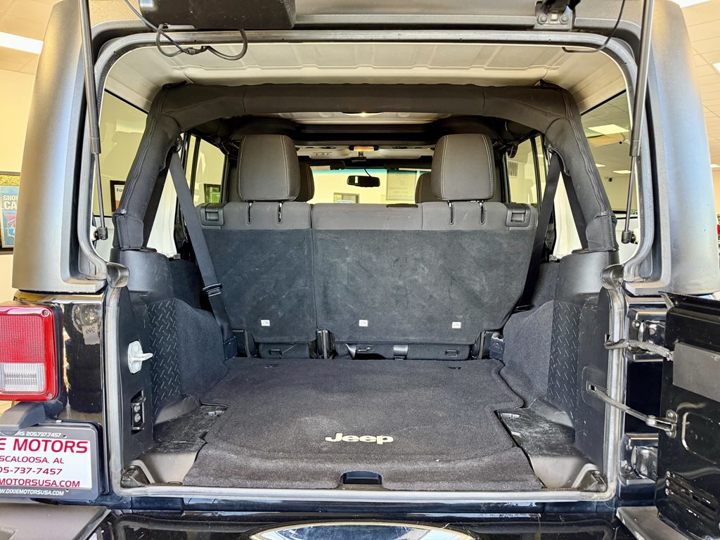 2016 Jeep Wrangler Unlimited Image 9
