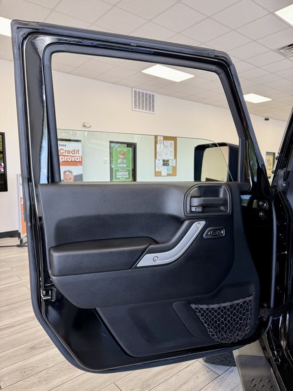 2016 Jeep Wrangler Unlimited Image 15