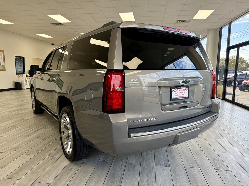 2018 Chevrolet Suburban Image 7