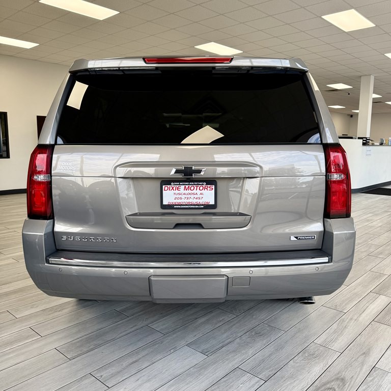 2018 Chevrolet Suburban Image 8