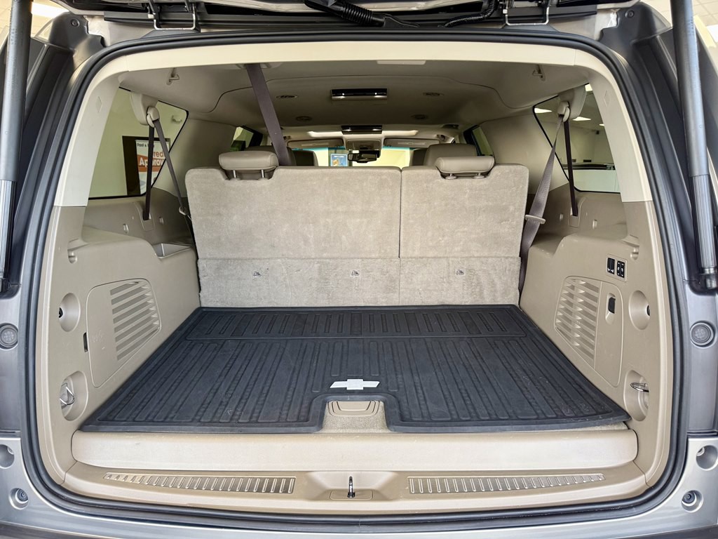 2018 Chevrolet Suburban Image 9