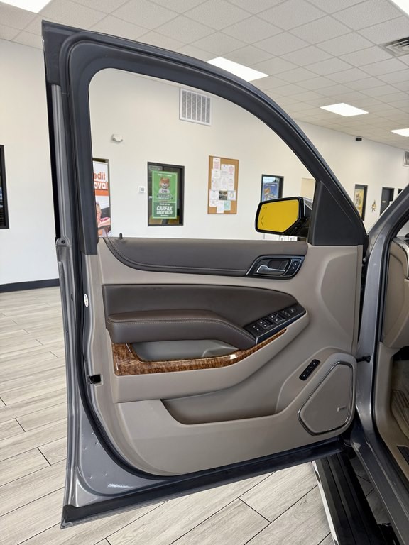 2018 Chevrolet Suburban Image 15