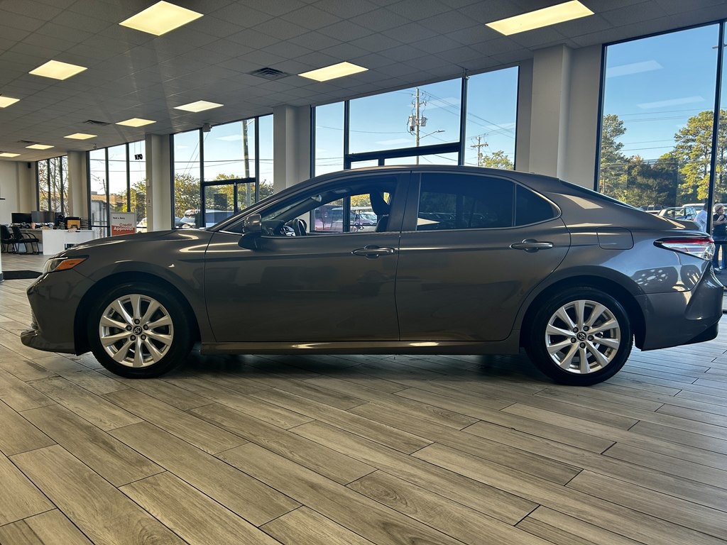 2019 Toyota Camry Image 4