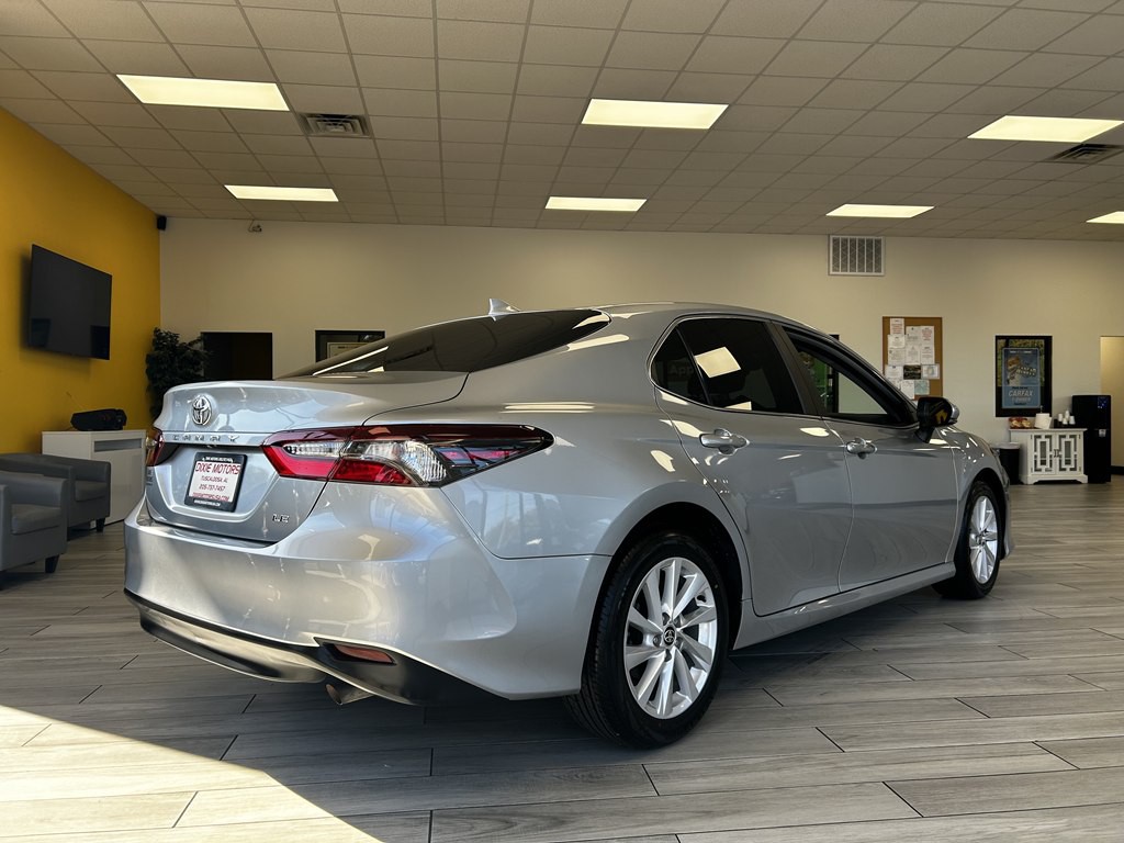 2023 Toyota Camry Image 6