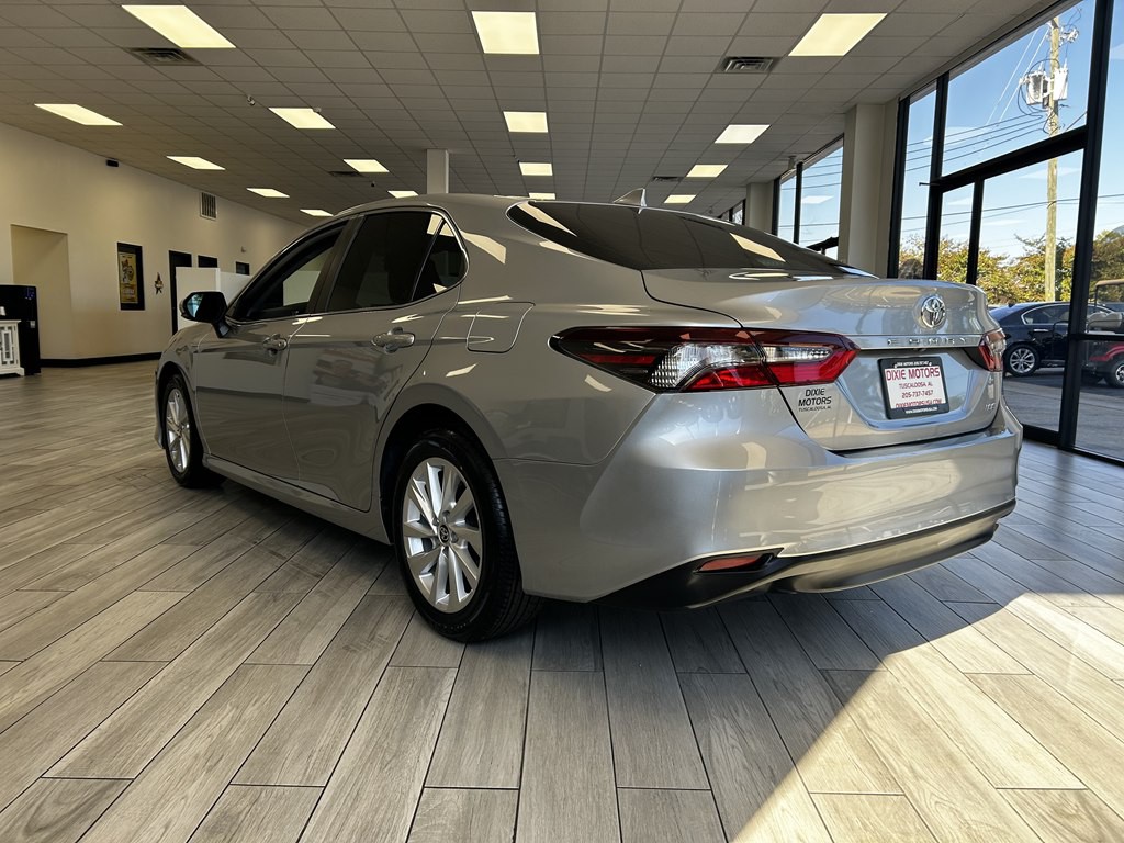 2023 Toyota Camry Image 7