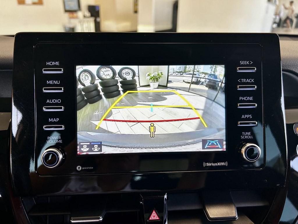 2023 Toyota Camry Image 21