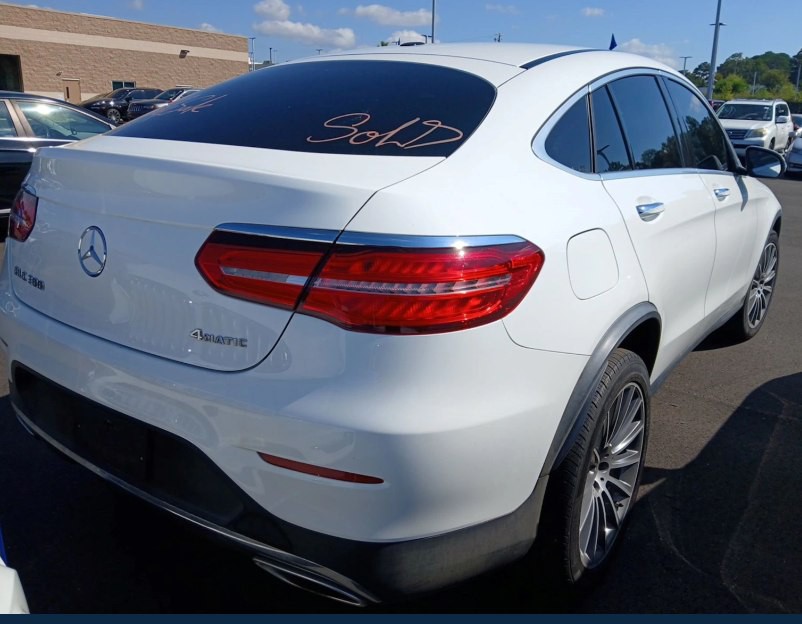 2017 Mercedes-Benz GLC-Class Image 3