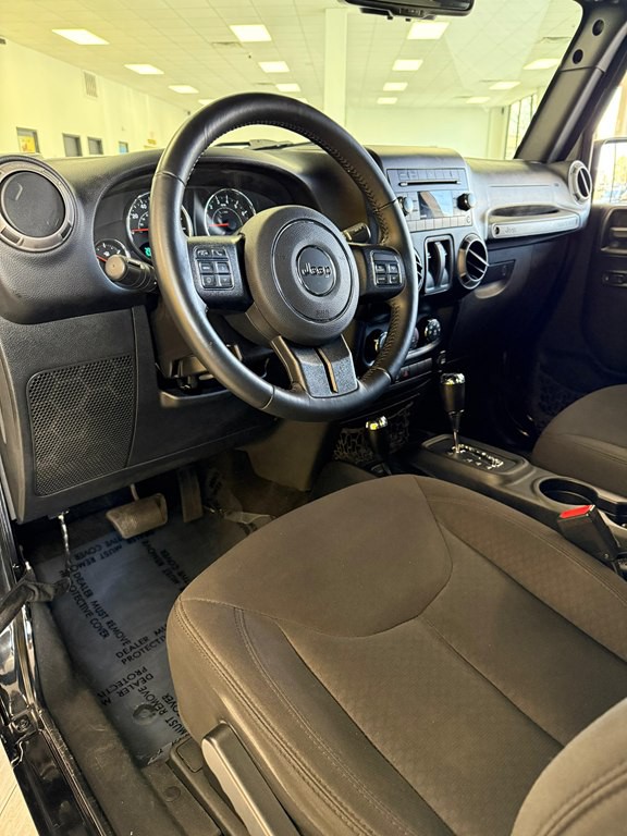 2017 Jeep Wrangler Image 12