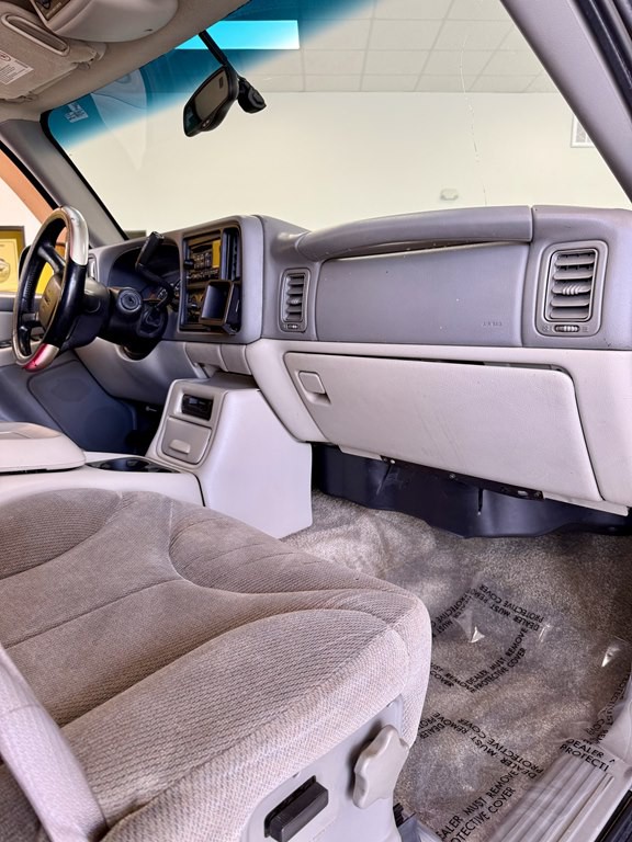 2002 GMC Yukon Image 11