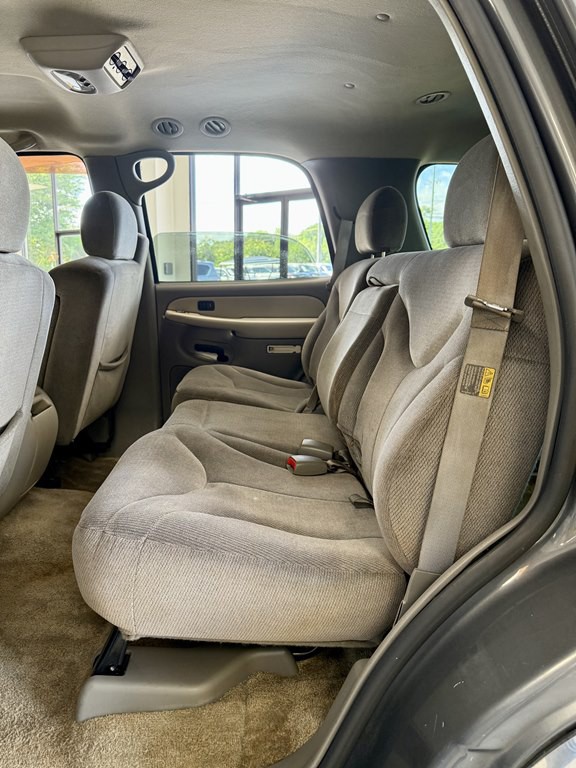 2002 GMC Yukon Image 16