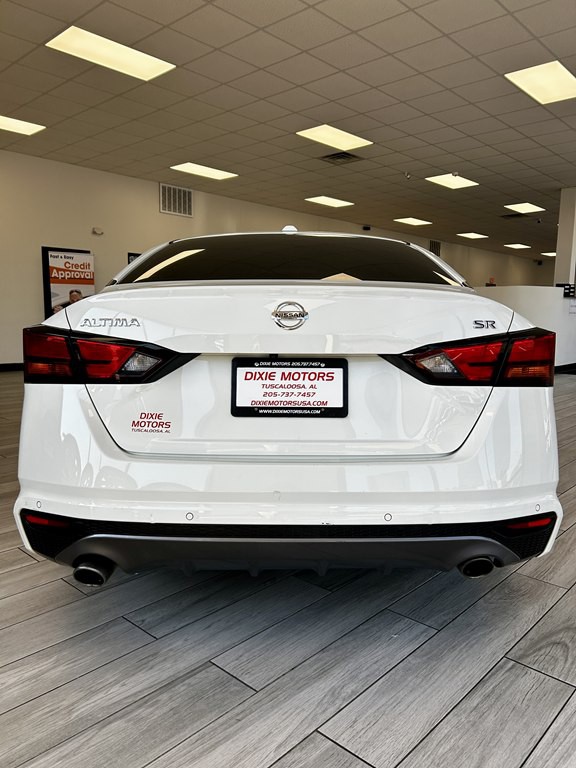 2020 Nissan Altima Image 8