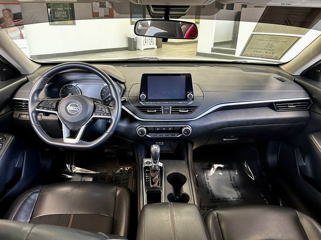 2020 Nissan Altima Image 10
