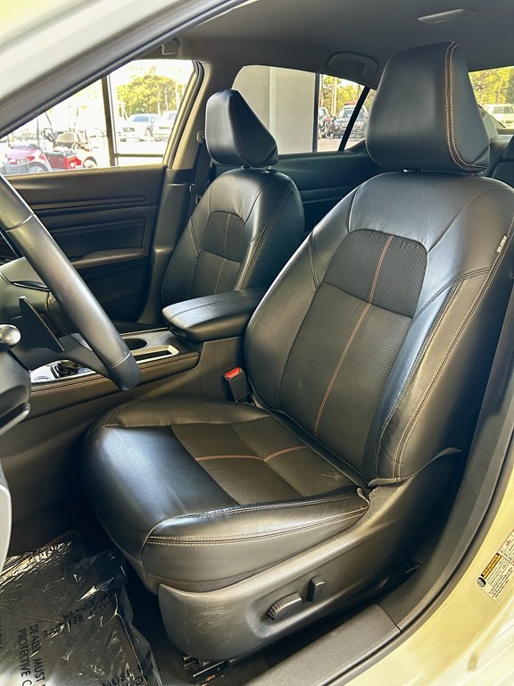 2020 Nissan Altima Image 14