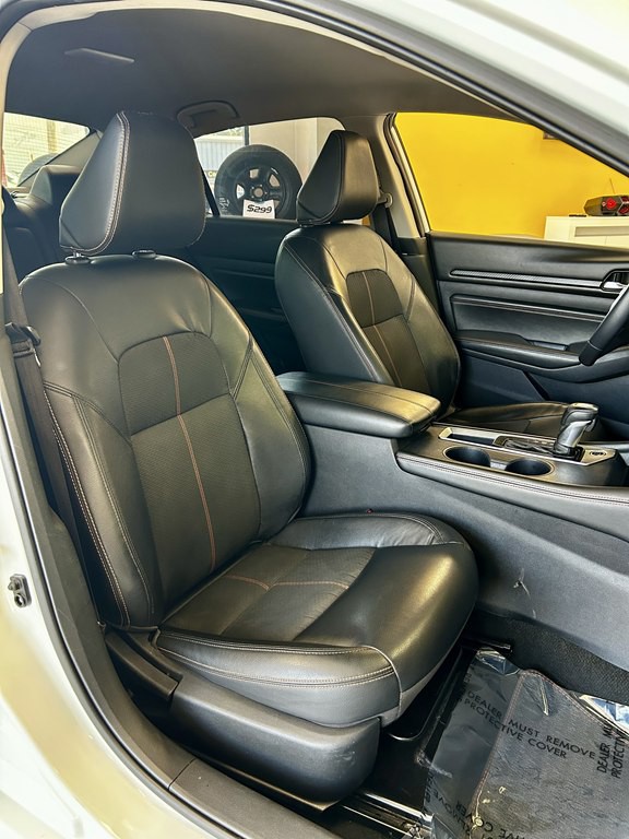 2020 Nissan Altima Image 16