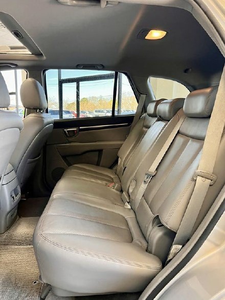 2007 Hyundai Santa Fe Image 16